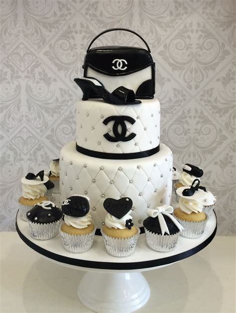 chanel cakes and cupcakes|Chanel birthday cake ideas.